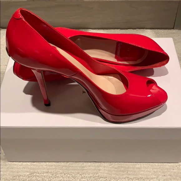 Christian Dior heels - Picture 1 of 3